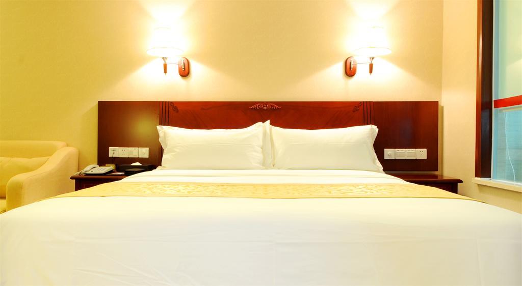 Vienna Hotel Shouti Pechino Esterno foto